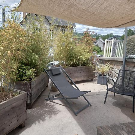 Le 28 Bed & Breakfast Uzerche Bagian luar foto